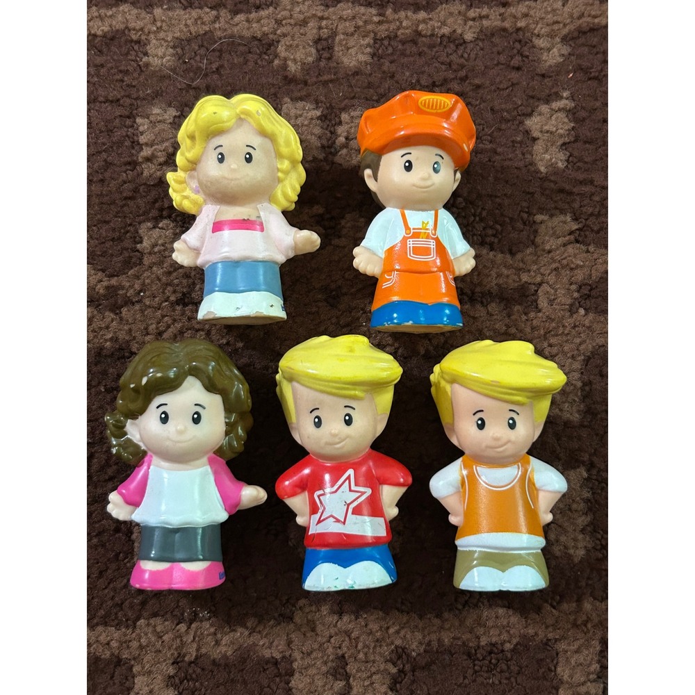 Fisher Price Little People Figures Lot of 5 Vintage Style Toy People Mixed Set
